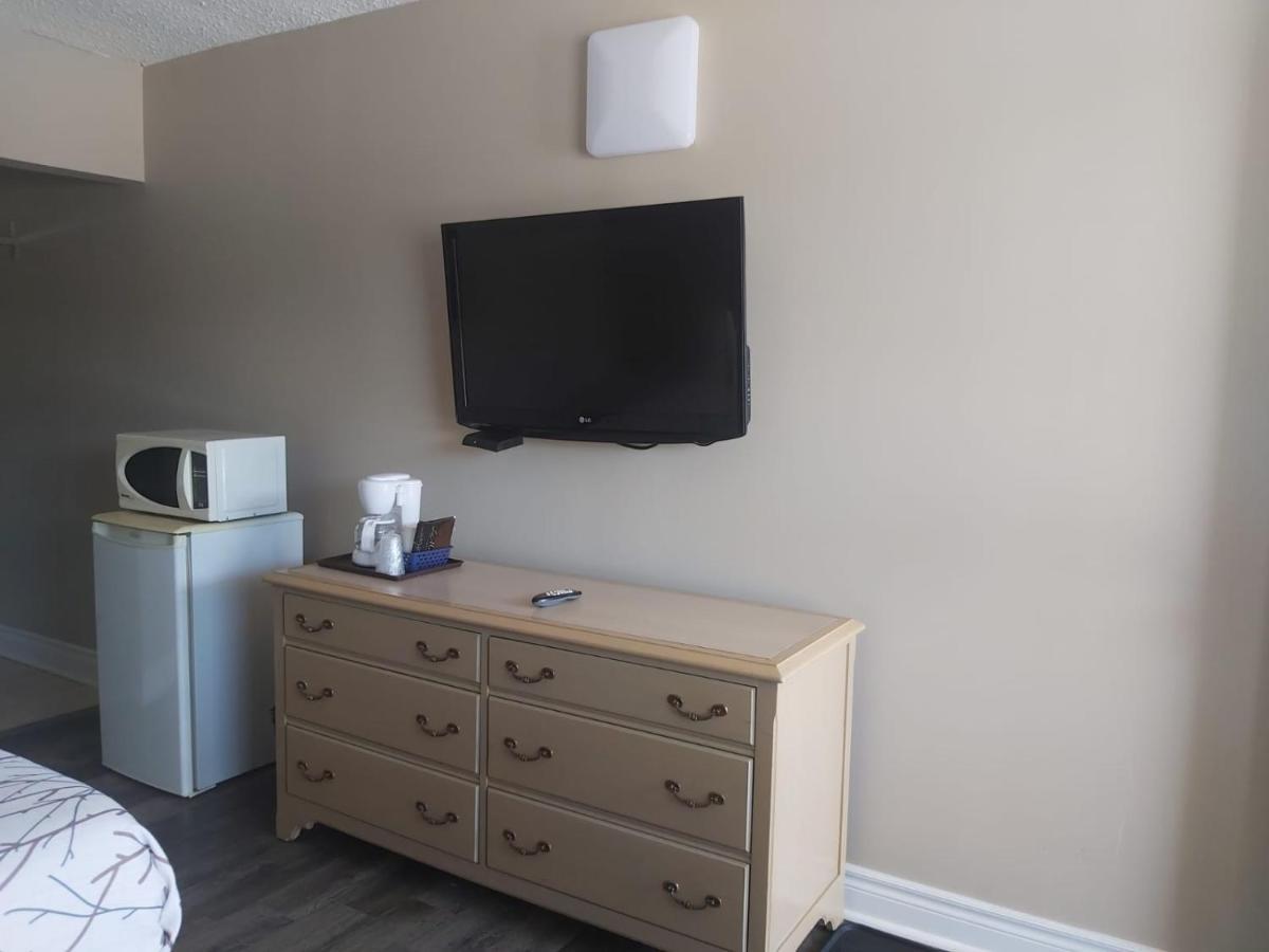 Arnprior Motor Inn Exterior photo